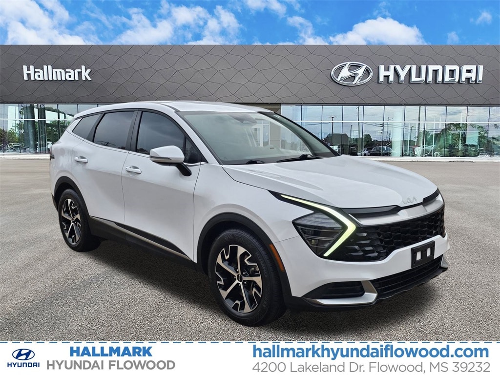 2024 Kia Sportage EX's photo