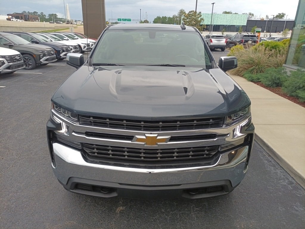 Used 2022 Chevrolet Silverado 1500 Limited LT with VIN 1GCPYJEK6NZ181910 for sale in Ridgeland, MS