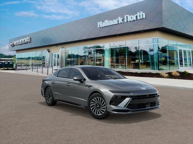 2025 Hyundai Sonata Hybrid Limited photo 2