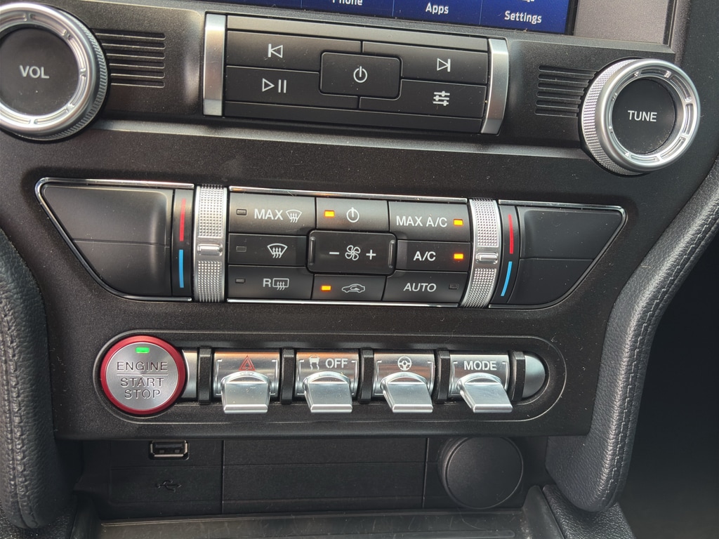 2020 Ford Mustang GT - Photo 18
