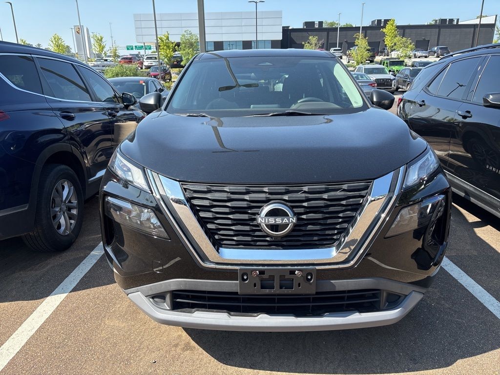 Used 2023 Nissan Rogue S SUV