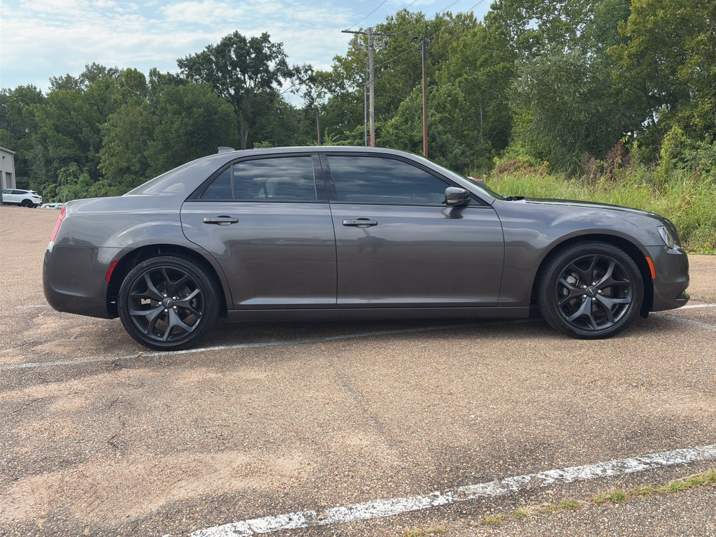 2023 Chrysler 300 S - Photo 27