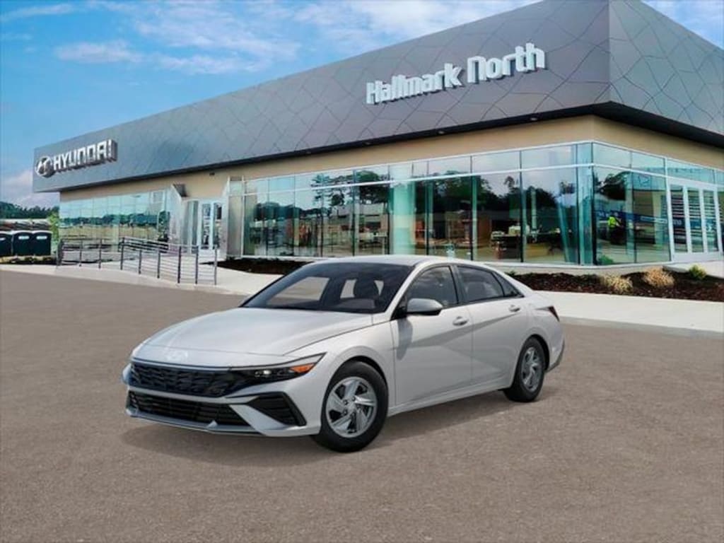 New 2026 Hyundai Elantra SE Sedan