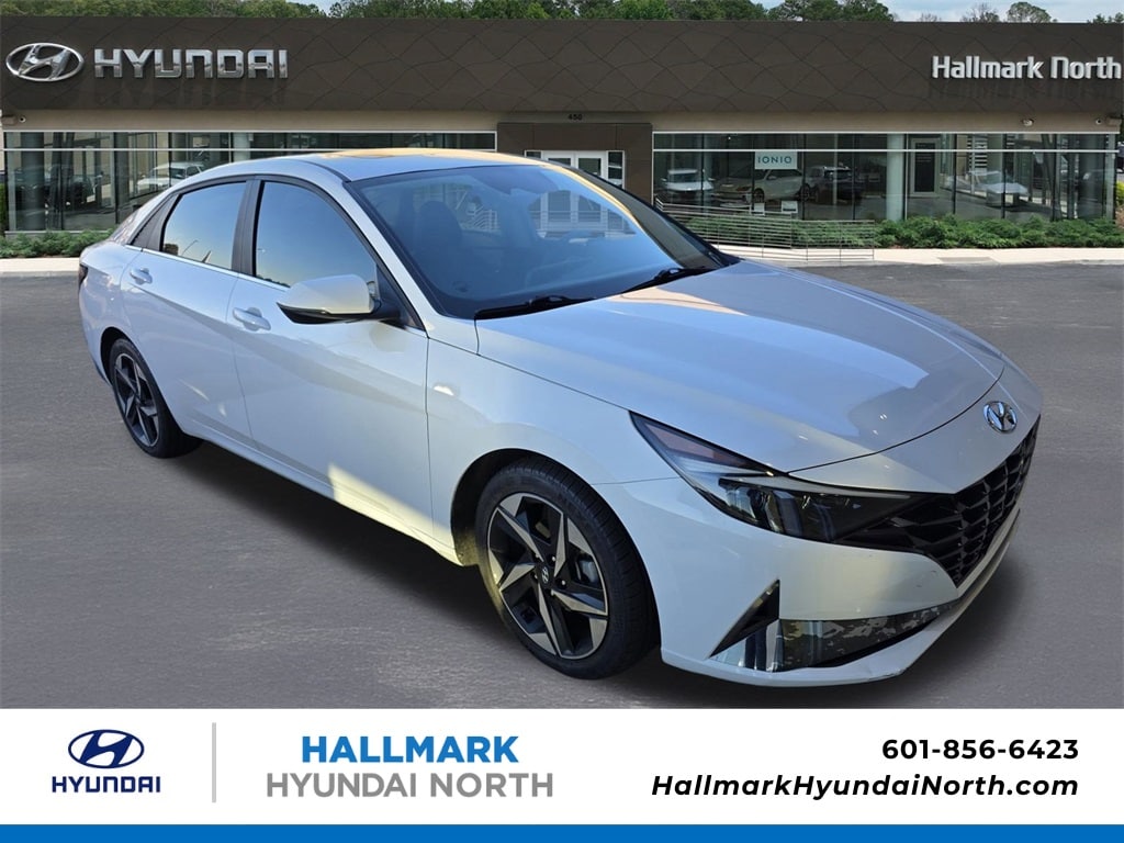 2022 Hyundai Elantra Limited's photo