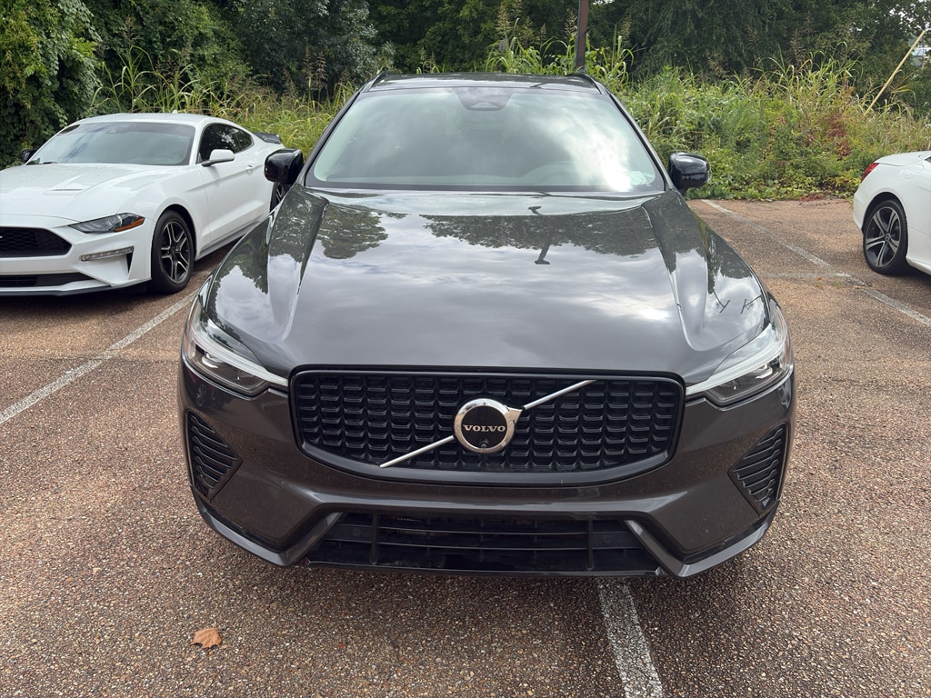 Used 2024 Volvo XC60 Plus Dark Theme Sport Utility