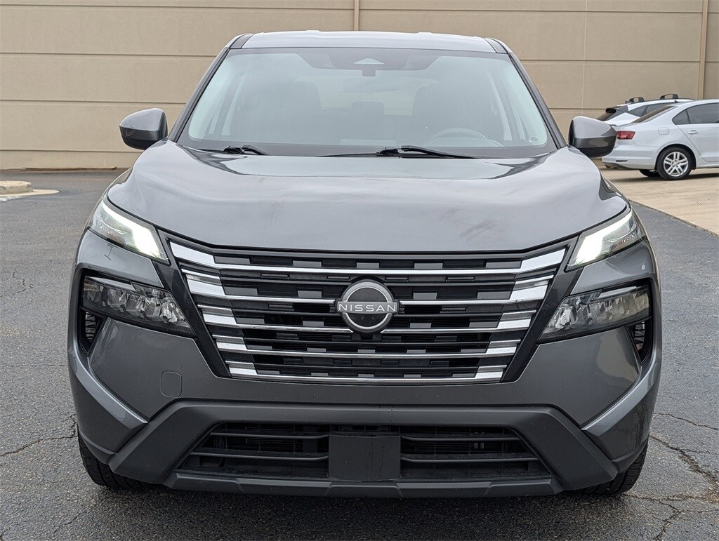 Used 2024 Nissan Rogue SV SUV