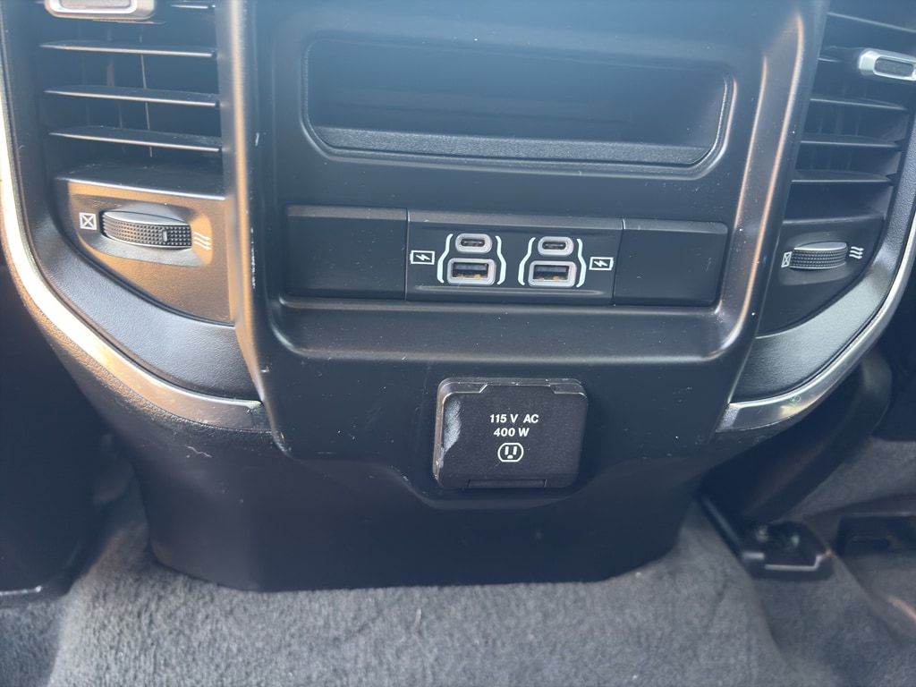 2022 RAM Ram 1500 Pickup Laramie - Photo 15