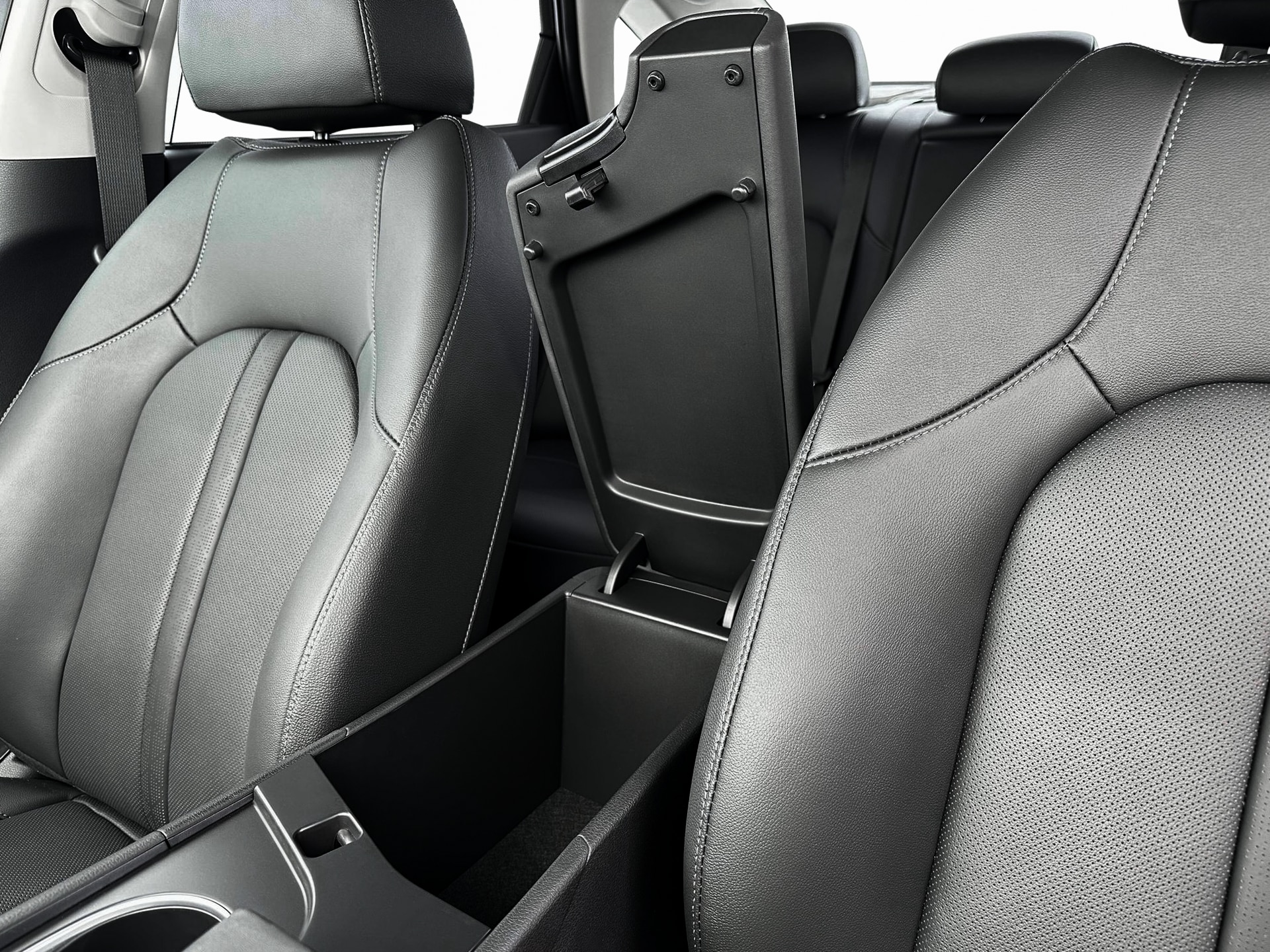 2025 Hyundai Sonata Hybrid Limited - Photo 18