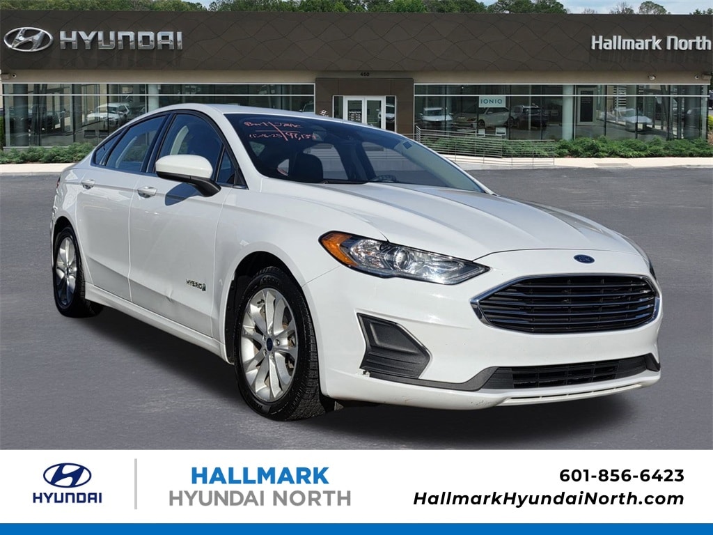 2019 Ford Fusion Hybrid SE's photo