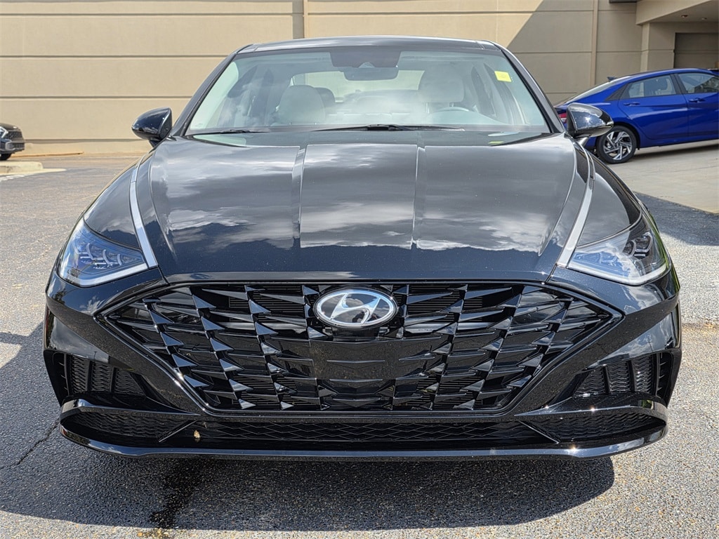 Used 2023 Hyundai Sonata SEL Sedan