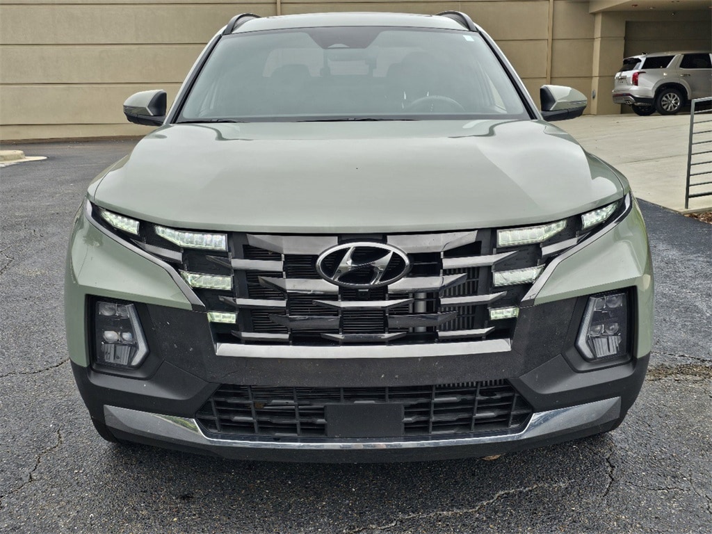 Used 2024 Hyundai Santa Cruz Limited with VIN 5NTJEDDF3RH122994 for sale in Ridgeland, MS