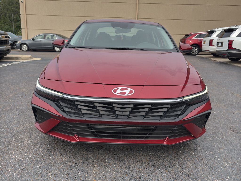Used 2024 Hyundai Elantra SEL with VIN KMHLM4DGXRU700285 for sale in Ridgeland, MS