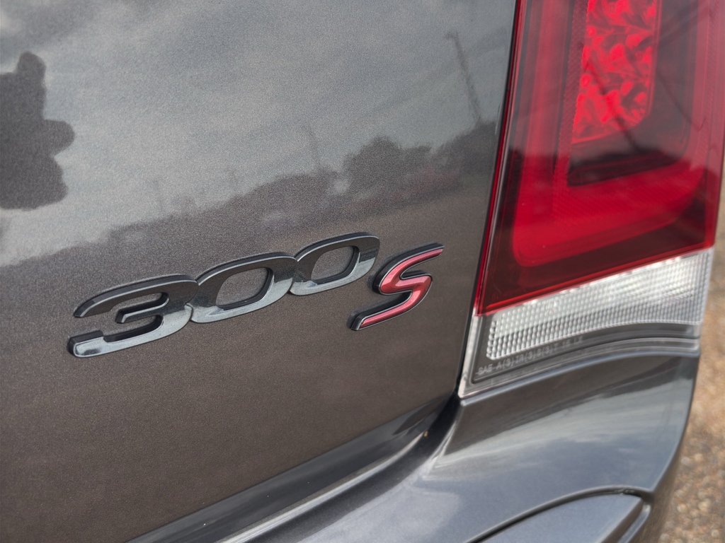 2023 Chrysler 300 S - Photo 26