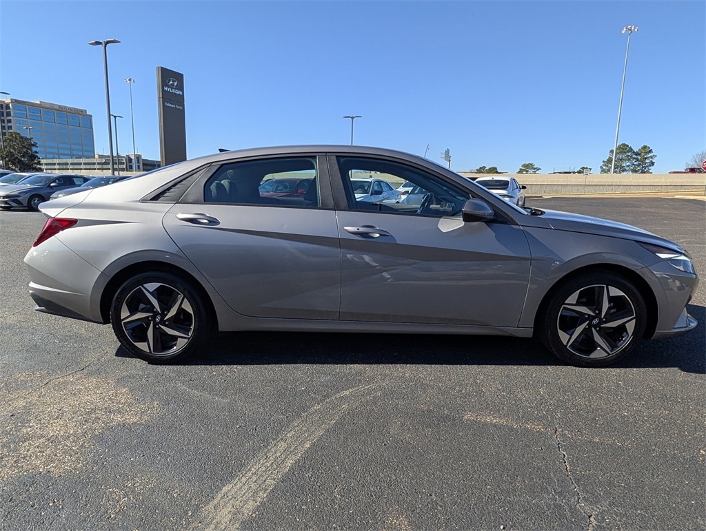 Used 2023 Hyundai Elantra SEL with VIN KMHLS4AG6PU442113 for sale in Ridgeland, MS