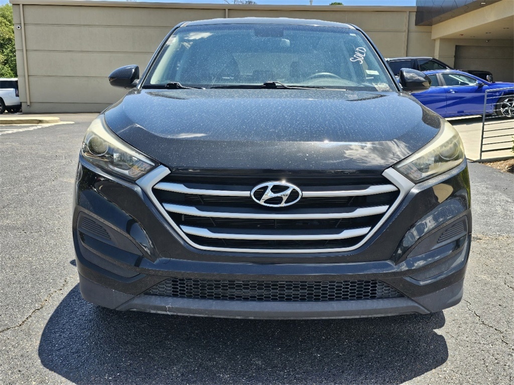 Used 2017 Hyundai Tucson SE with VIN KM8J23A44HU569242 for sale in Ridgeland, MS