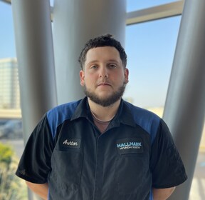 Staff member Ashton Beale from ID_35c2849664e2
