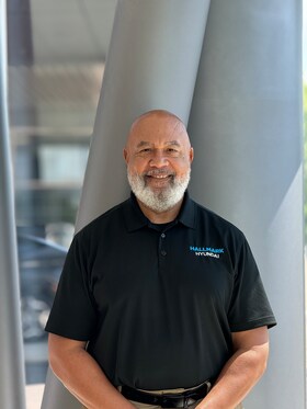 Staff member Leo Wilson from ID_28c90a4a70b8