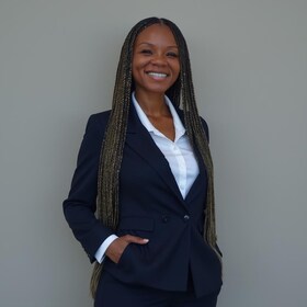 Staff member Raven Edwards from ID_ea0c2ebbcc47