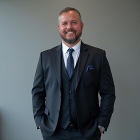 Staff member Bennett Chandler from ID_28c90a4a70b8