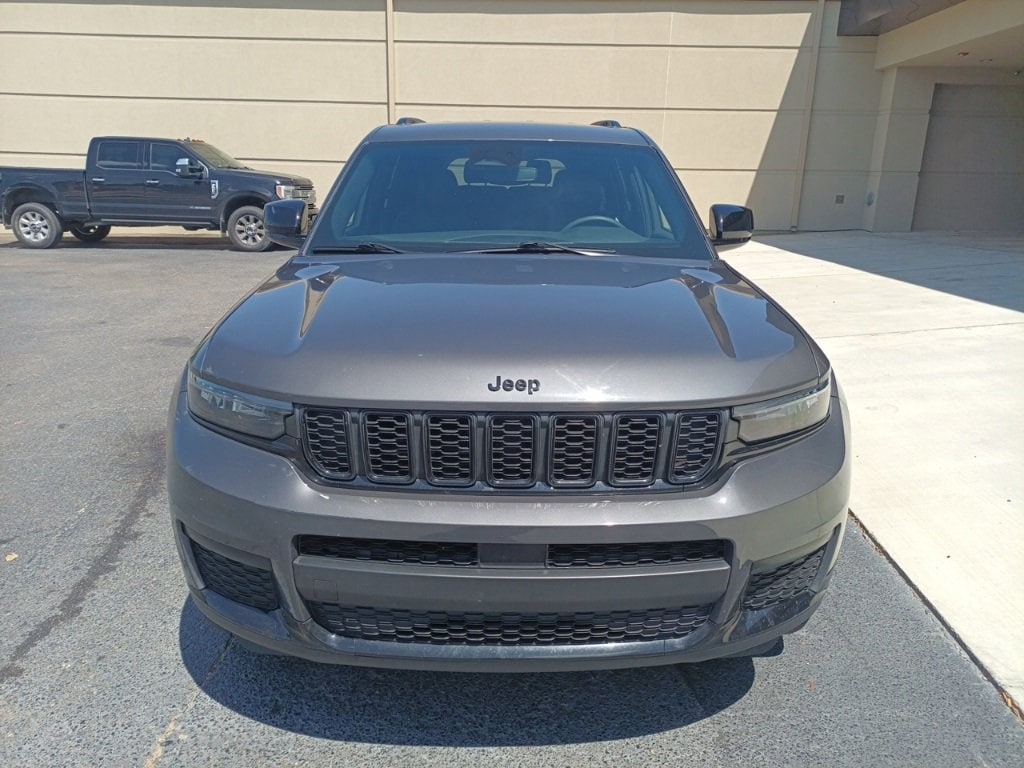 Used 2023 Jeep Grand Cherokee L Altitude with VIN 1C4RJKAG5P8815091 for sale in Ridgeland, MS