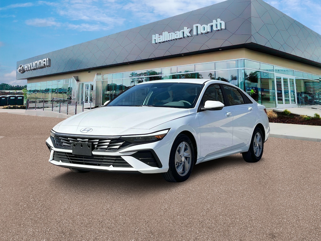 New 2025 Hyundai Elantra SE Sedan