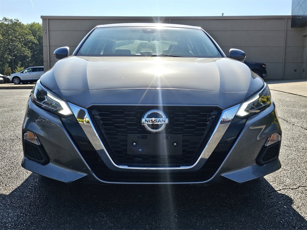Used 2022 Nissan Altima SV with VIN 1N4BL4DV8NN318218 for sale in Ridgeland, MS