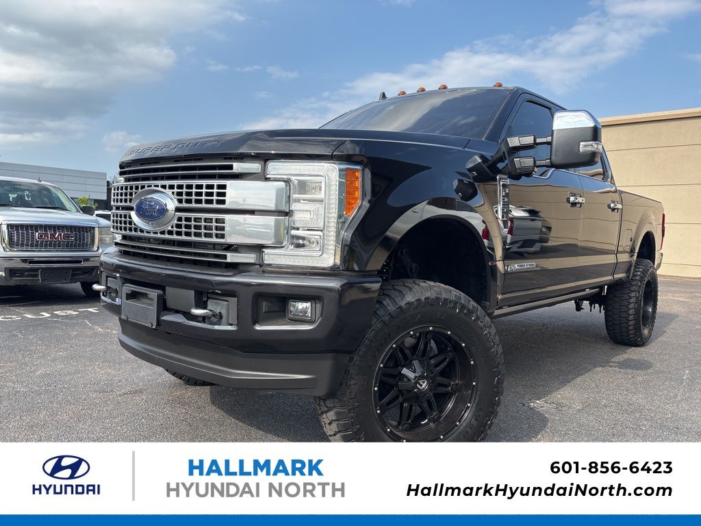 2019 Ford F-250 Platinum 4x4 Crew Cab 8' Box's photo