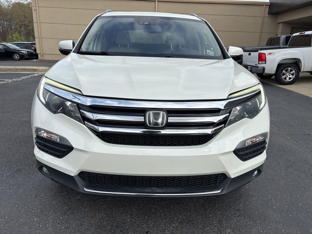 Used 2018 Honda Pilot Elite with VIN 5FNYF6H09JB007797 for sale in Ridgeland, MS