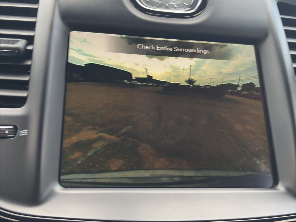 2023 Chrysler 300 S - Photo 19