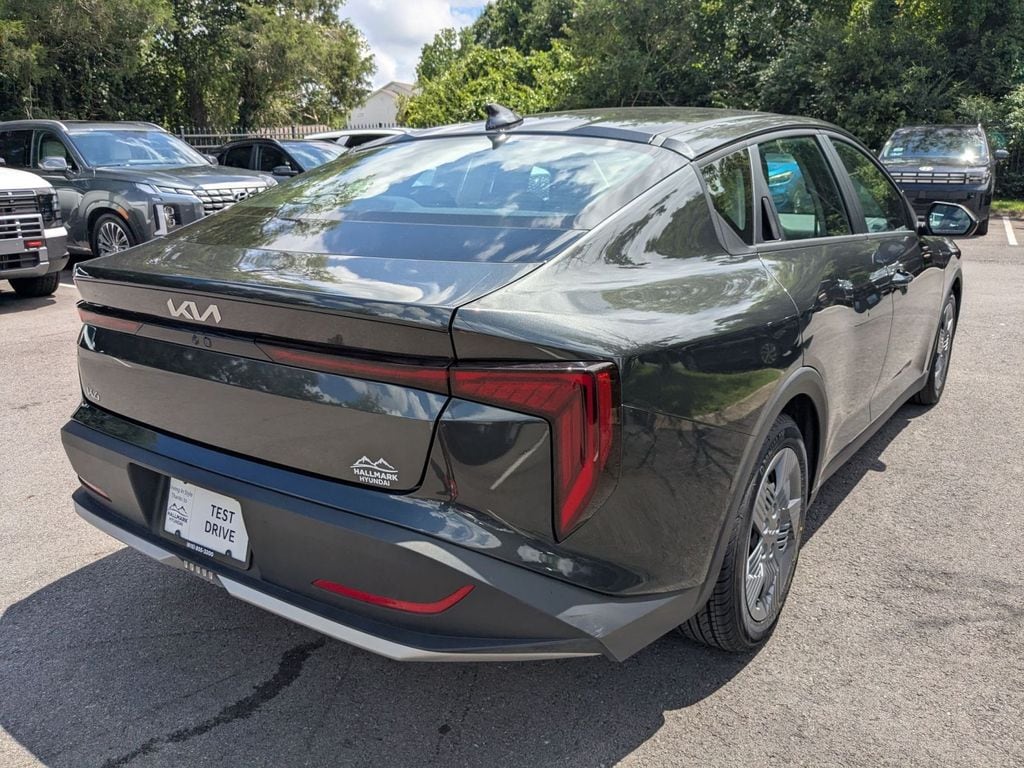 2025 Kia K4 LX - Photo 5