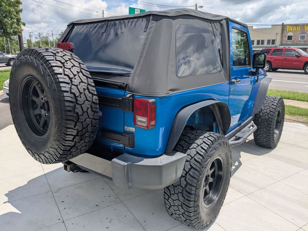 2016 Jeep Wrangler Willys Wheeler - Photo 5