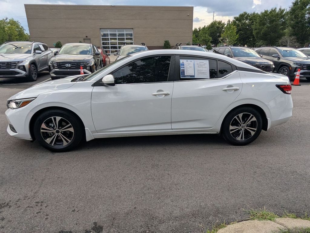 2022 Nissan Sentra SV - Photo 9