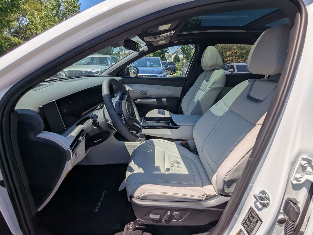 2026 Hyundai Tucson Limited - Photo 17