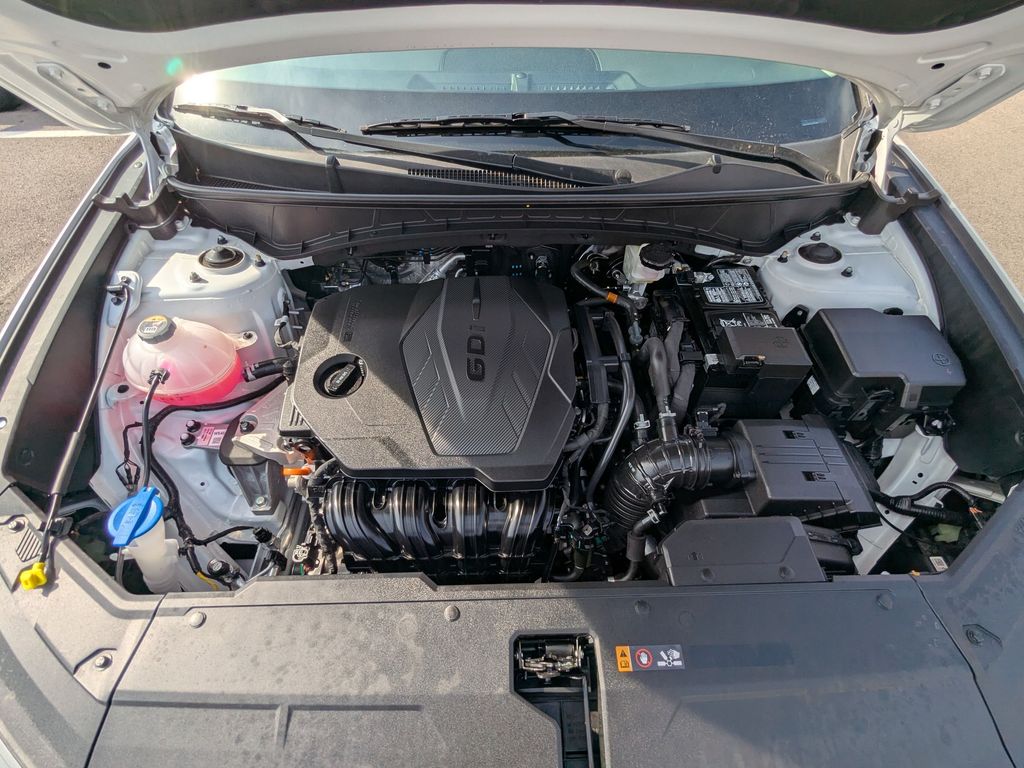 2025 Hyundai Tucson SE - Photo 22