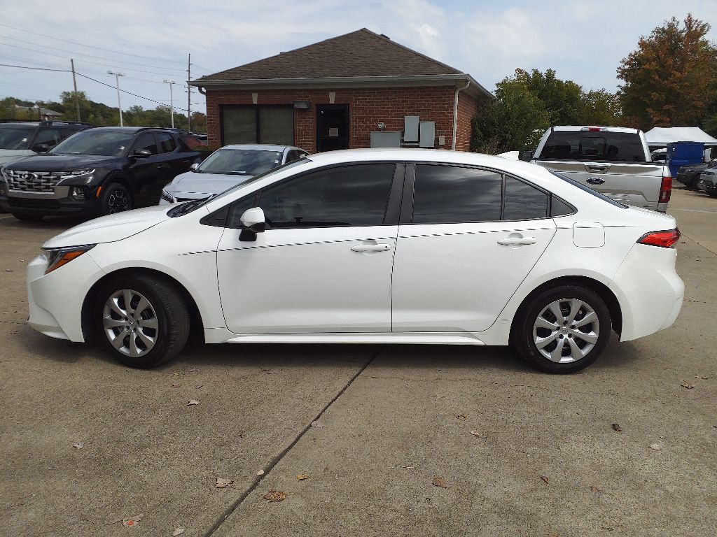 Used 2020 Toyota Corolla LE with VIN JTDEPRAE2LJ108876 for sale in Hendersonville, TN