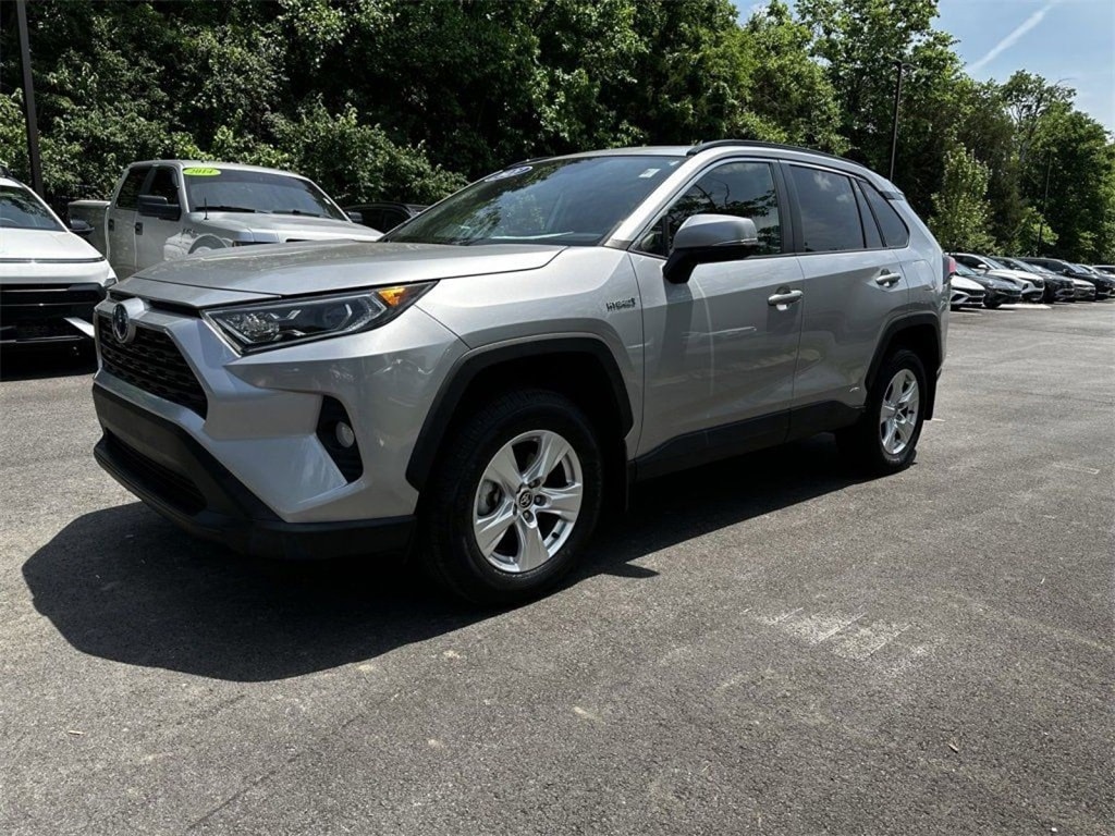 Used 2021 Toyota RAV4 XLE with VIN 2T3R6RFV2MW005313 for sale in Hendersonville, TN