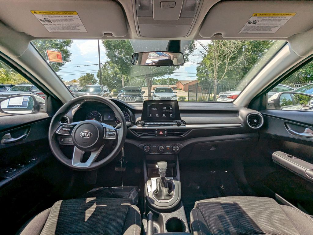 2020 Kia FORTE LXS - Photo 17