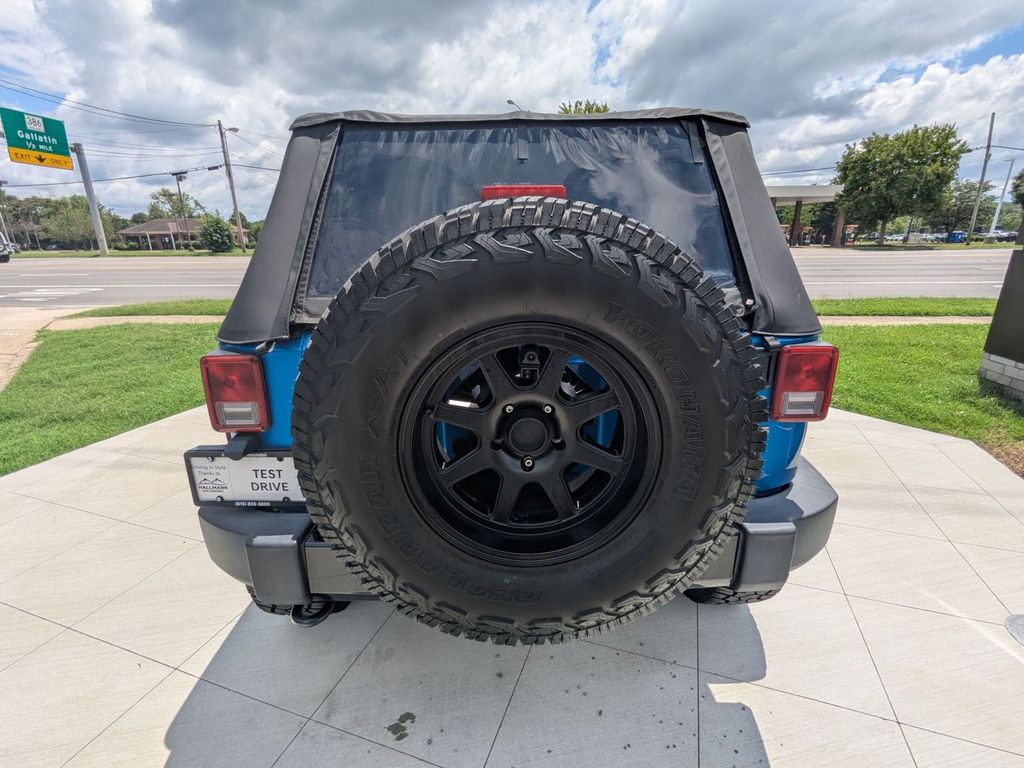 2016 Jeep Wrangler Willys Wheeler - Photo 7