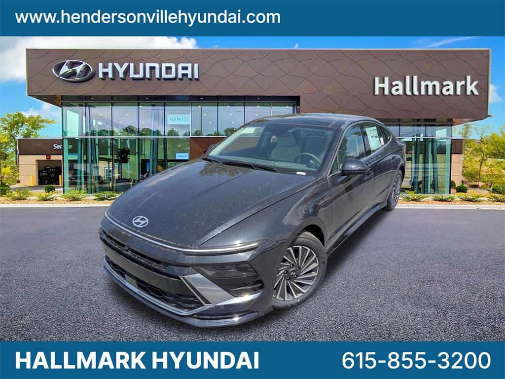 2025 Hyundai Sonata Hybrid Sedan 