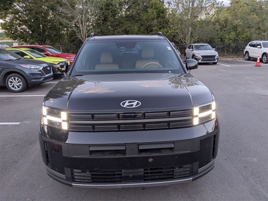2025 Hyundai Santa Fe photo 2
