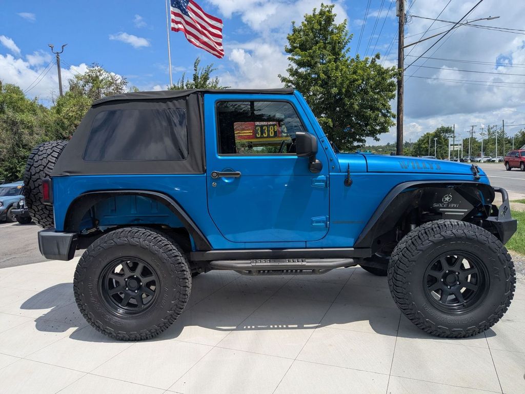 2016 Jeep Wrangler Willys Wheeler - Photo 4