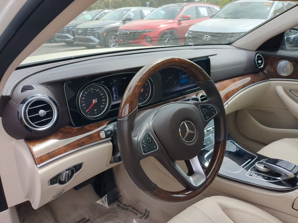2017 Mercedes-Benz E-Class E300 - Photo 10