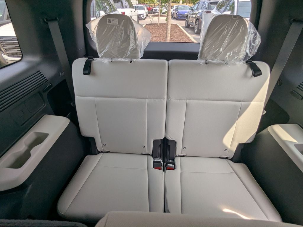 2026 Hyundai Santa Fe SE - Photo 17