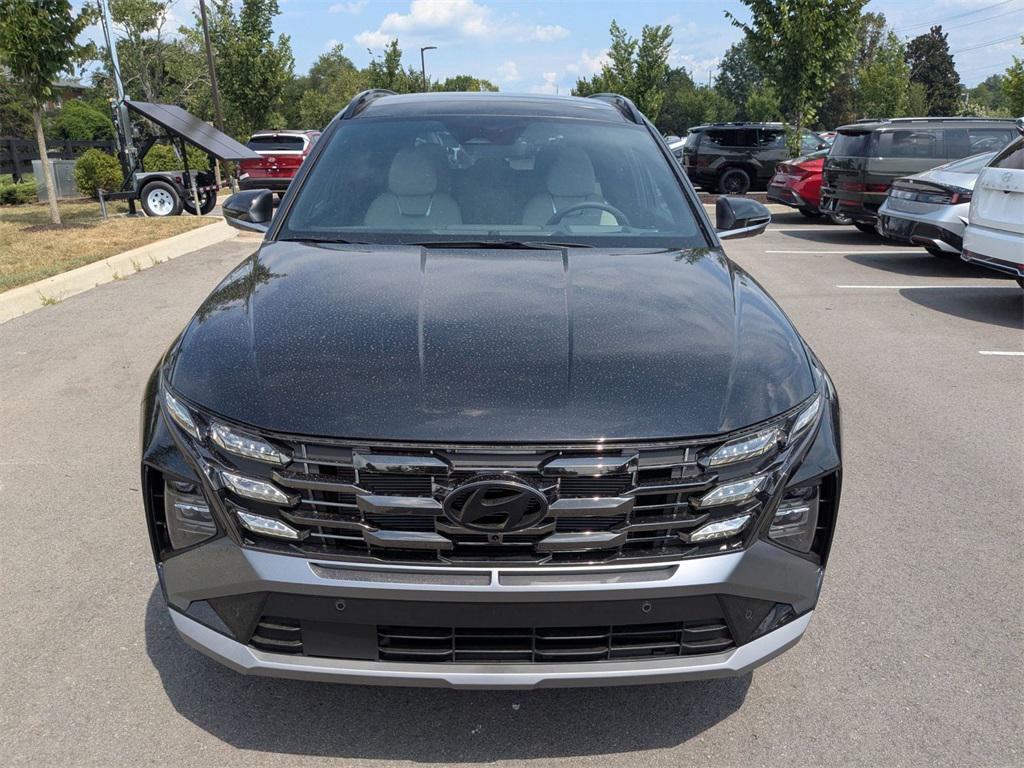 2025 Hyundai Tucson Limited photo 2
