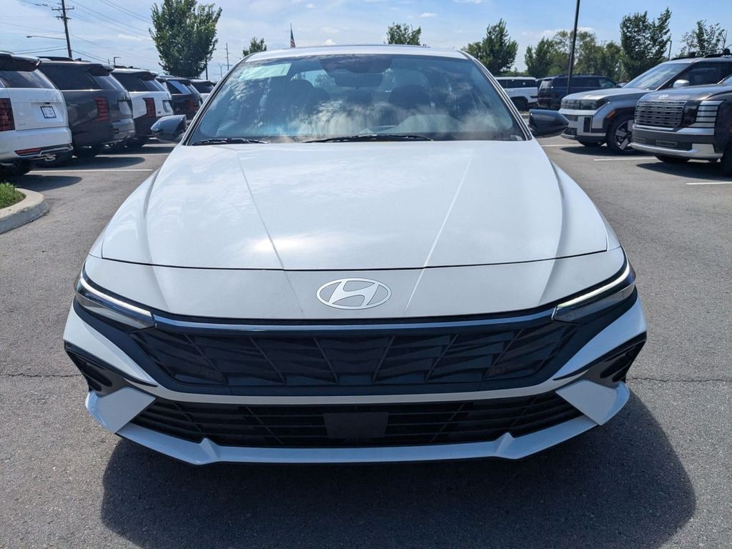 New 2026 Hyundai Elantra SEL Sport Sedan