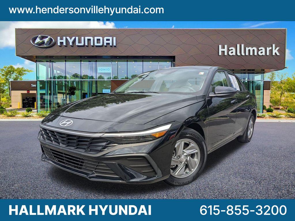 Certified Used 2025 Hyundai Elantra SE