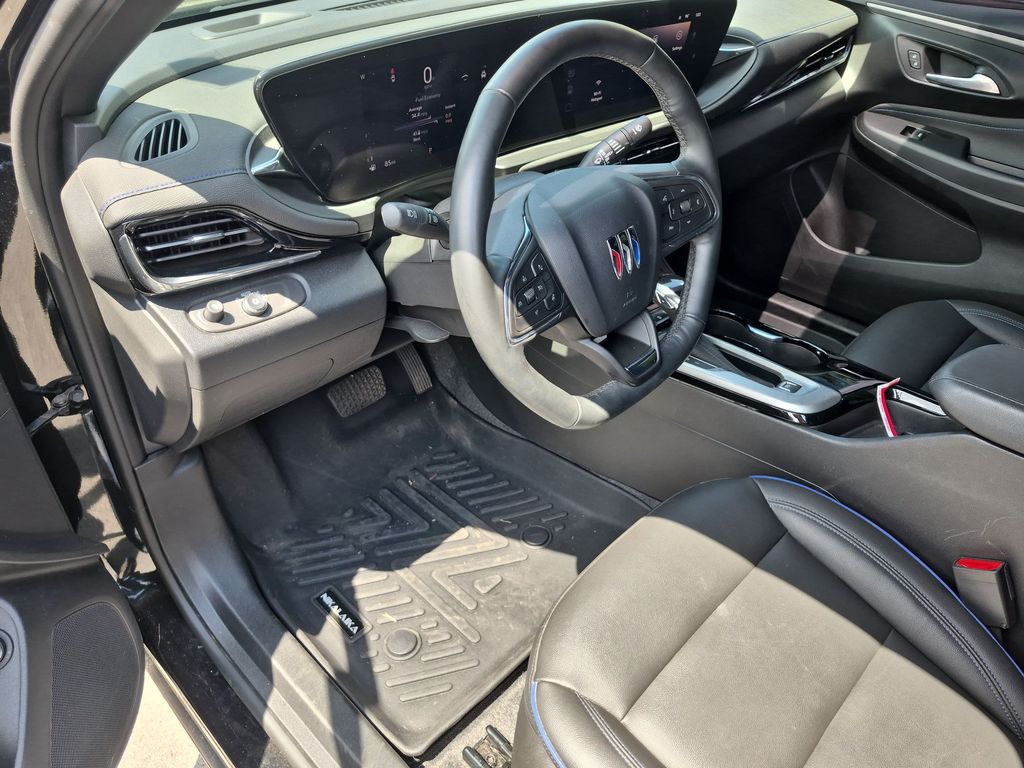 2025 Buick Envista Sport Touring - Photo 10