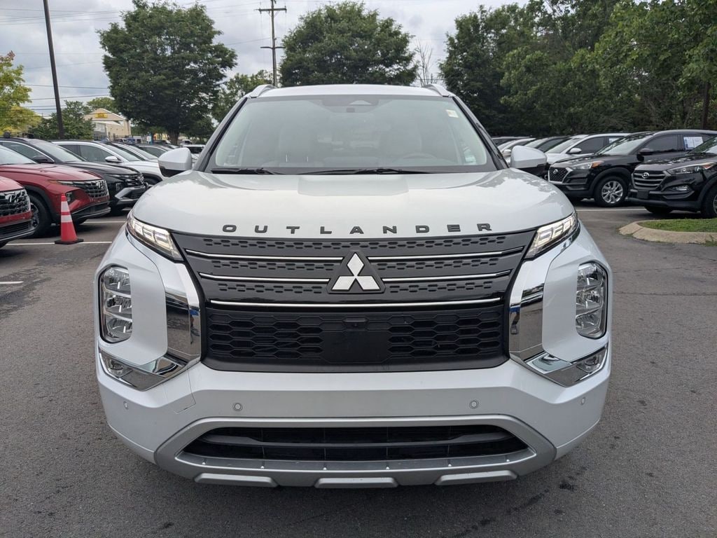 Used 2024 Mitsubishi Outlander SEL SUV