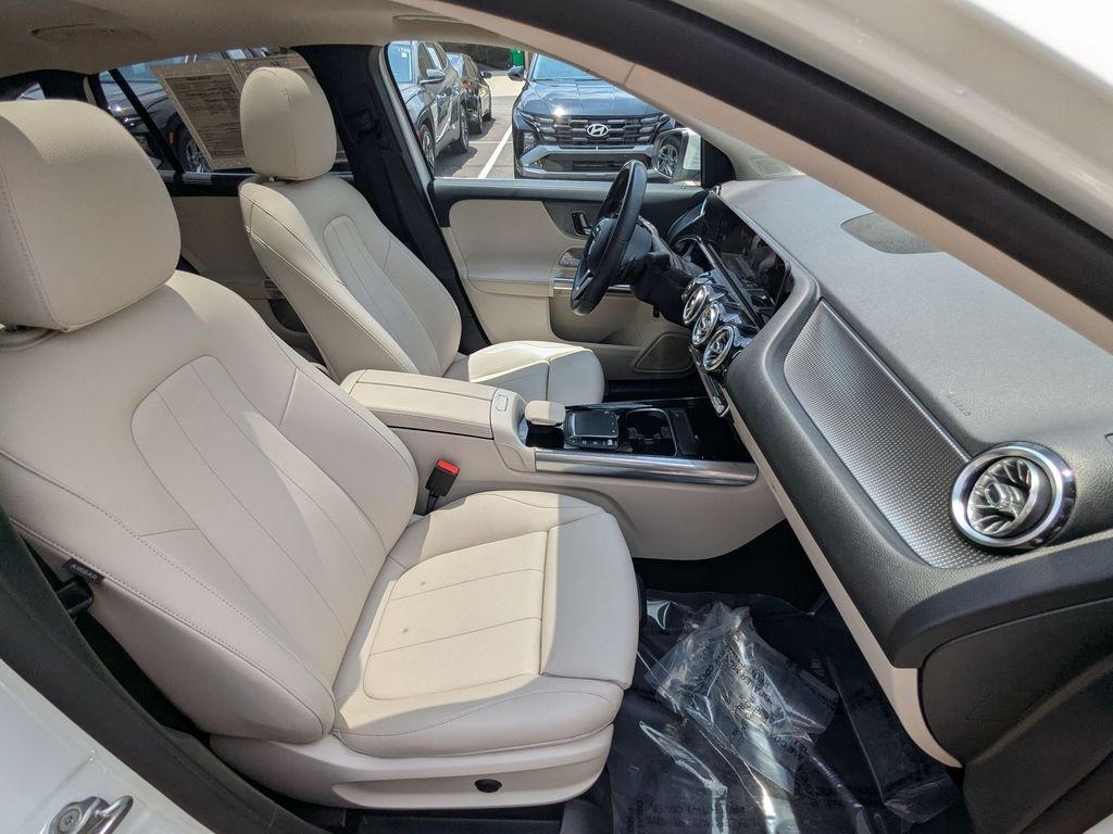2021 Mercedes-Benz GLA GLA250 - Photo 22