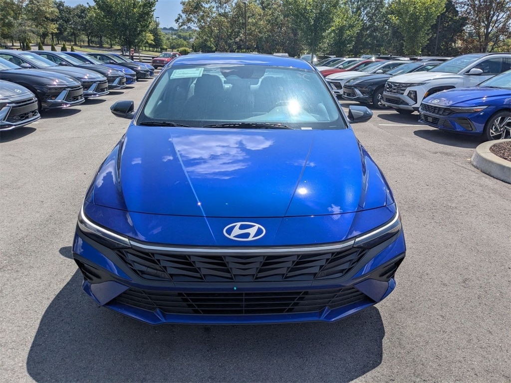 New 2025 Hyundai Elantra SEL Sport Sedan